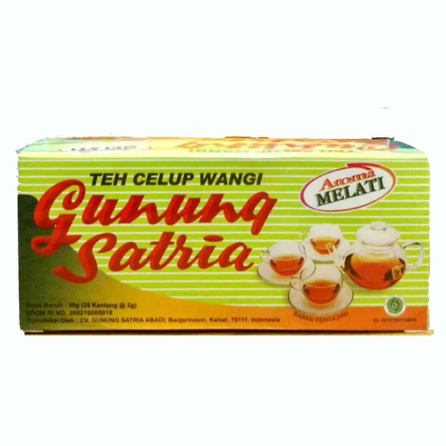 Teh Gunung Satria, 1. Es Nangka Selasih, 2. Es Lidah Buaya, 3. Es Tebu, 4. Es Jagung, 5. Es Sari Kacang Hijau, 6. Es Buah, 7. Teh Gunung Satria