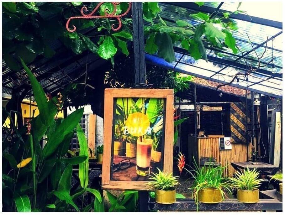 Warkop Klentunk, 1. Kapeo Kopi, 2. Berkomunikasi Coffee and Tea, 3. Warkop Klentunk, 4. Kopi Lain Hati Sultan Agung, 5. Kanopi Kopi, 6. High Café and Share, 7. Café and Beyond, 8. Café Kumpul Tjeret, 9. Kedai Wkwk Food &amp; Drink, 10. Cubicle Café