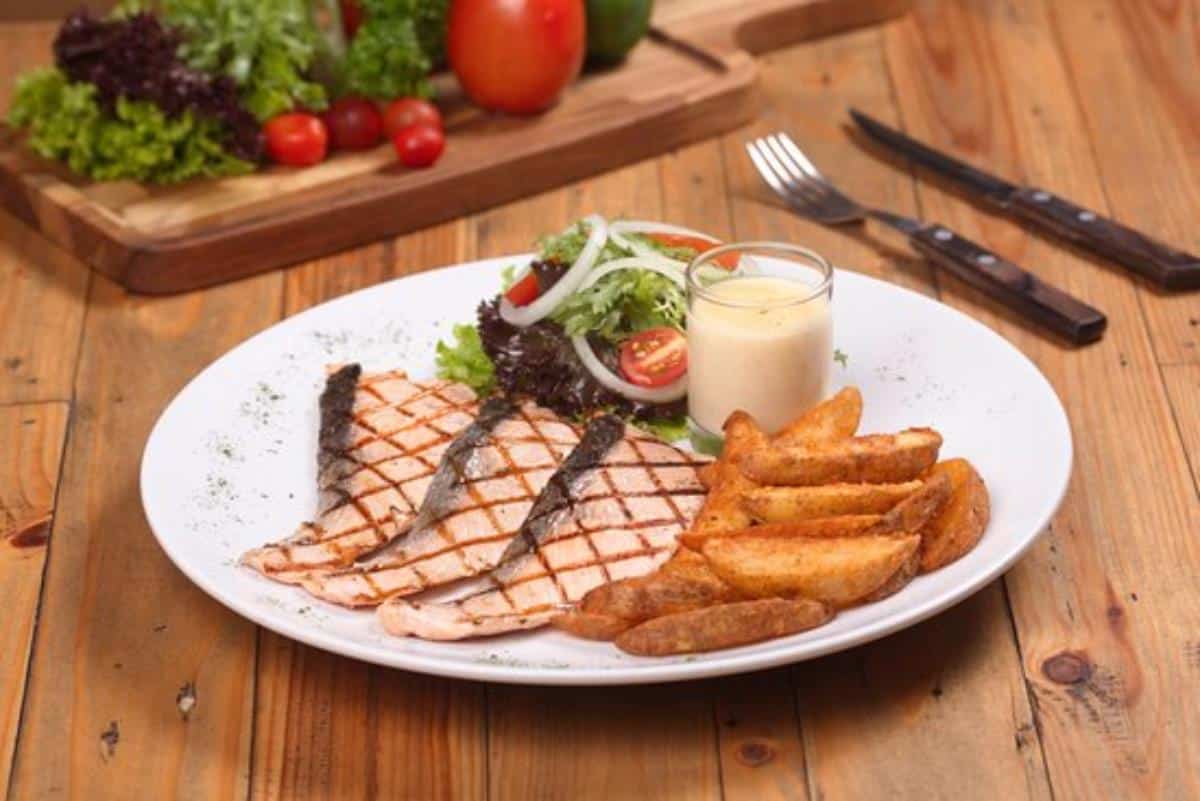 norwegian salmon steak, 1. US Black Angus Sirloin Steak, 2. Wagyu Saikoro Steak, 3. Aussie Lamb Chop, 4. American Fish &amp; Chip, 5. Norwegian Salmon Steak, 6. Cowboys Steak, 7. Chicken Melt, 8. Salmon Teriyaki, 9. Seafood Platter, 10. Chicken Cream Soup
