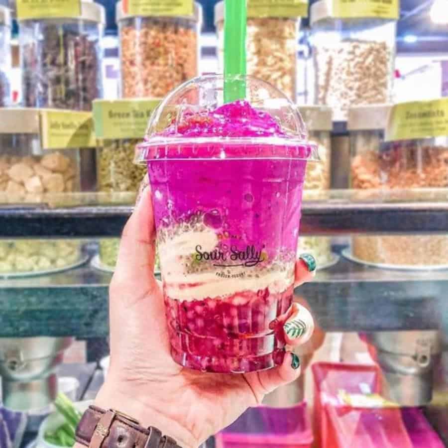 Pilihan Tipe Yogurt dan Cara Memesan, Pilihan Ukuran/Tempat, Pilihan Topping, Menu Sour Sally