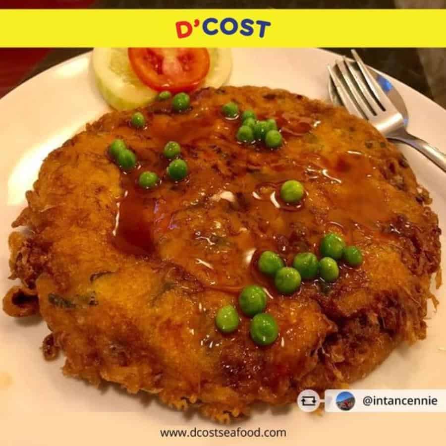 omelette seafood, 1. Nasi Goreng Seafood, 2. Kepiting Saus Padang, 3. Cumi Goreng Tepung Saus Telur Asin, 4. Udang Bakar Kecap, 5. Tahu Jepang Saus Tiram, 6. Omelette Seafood, 7. Cumi Bakar Kecap, 8. Ikan Fillet Saus Mangga, 9. Gurami Bakar Pedas, 10. Cumi Saus Padang, 11. Honey Chicken Wings, 12. Ayam Goreng Rempah