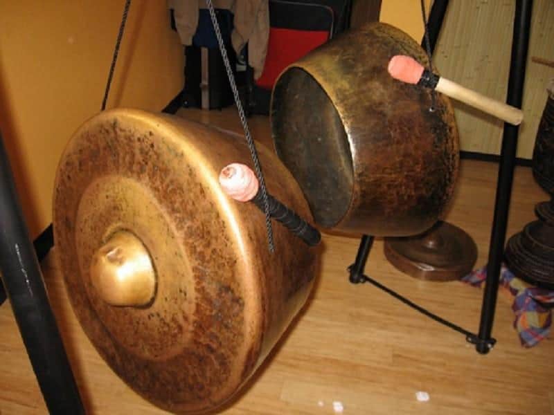 Agukng atau Gong, 1. Entebong, 2. Agukng atau Gong, 3. Sapek, 4. Hadrah, 5. Silotong , 6. Senggayung, 7. Kangkuang, 9. Keledi, 10. Antoneng
