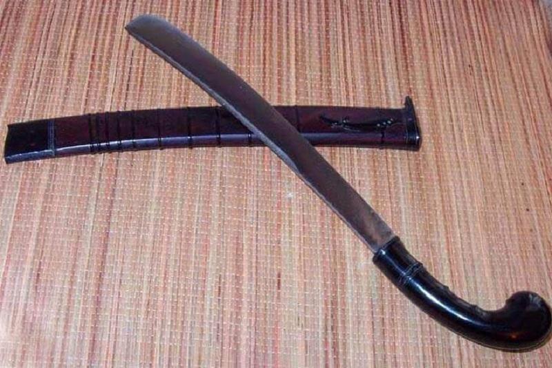 Buding, 1. Clurit, 2. Keris, 3. Caluk, 4. Buding, 6. Bionet