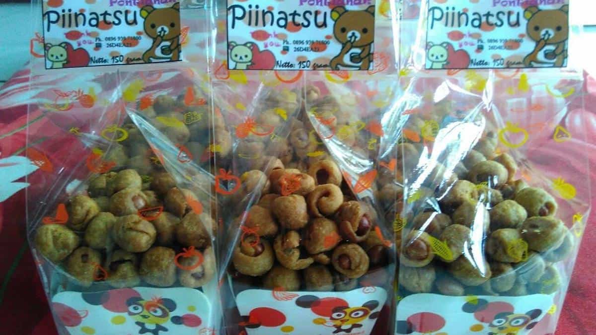 Kacang Piinatsu, 1. Bingke, 2. Coklat Lidah Buaya, 3. Kerupuk Amplang, 4. Manisan Kandis Salju, 5. Lempok Durian , 6. Minuman Lidah Buaya, 7. Kacang Piinatsu, 8. Sirup Sengkit, 9. Pisang Srikaya, 10. Kopi Sepok