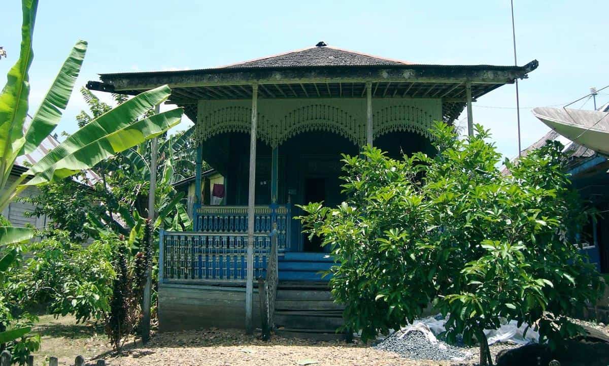 Rumah Balai Bini, 1. Rumah Bubungan Tinggi, 2. Rumah Gajah Manyusu, 3. Rumah Tadah Alas, 4. Rumah Palimbangan, 5. Rumah Balai Bini, 6. Rumah Palimasan