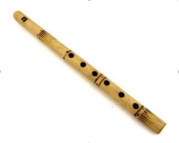 Suling Bahalang, 1. Garantung, 2. Katambung, 3. Rebab Kalimantan Tengah, 4. Kangkanung, 5. Suling Bahalang, 6. Suling Balawung , 7. Kacapi Kalimantan Tengah, 8. Tote atau Serupai, 9. Japen, 10. Sarun , 11. Gamang, 12. Gandang Tatau 