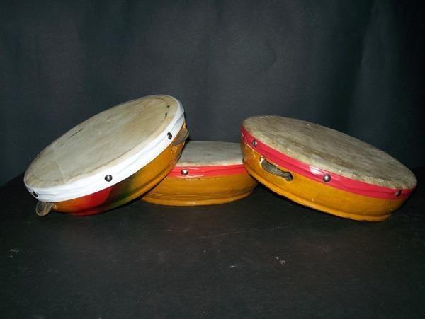 Tasa, 1. Harmonium, 2. Serunai Bengkulu, 4. Serunai Kuningan, 6. Redap, 7. Gendang Panjang, 8. Genderang Perang, 9. Kelintang, 10. Gong Bengkulu