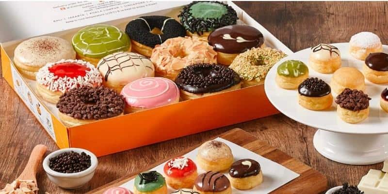 Varian Donat Favorit J.CO Dari Donut &amp; Coffee, 1. Alcapone, 2. Oreology, 3. Avocado Dicaprio, 1. Membeli J.CO Langsung di Gerai, 2. Membeli Donat J.CO Via Layanan Pesan Antar, 3. Membeli Via Ojek Online