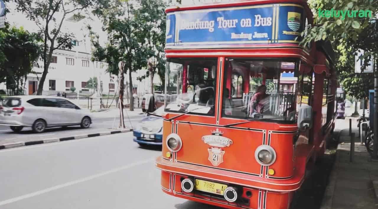 cara naik bandros 1, Tentang Bandros, Cara Naik Bandros , Rute Bandros Bandung Berdasarkan Shelter, Rute Bandros Berdasarkan Warna Bus, Informasi Harga Tiket, Kontak & Jam Operasional Bandros , Fasilitas Bandros