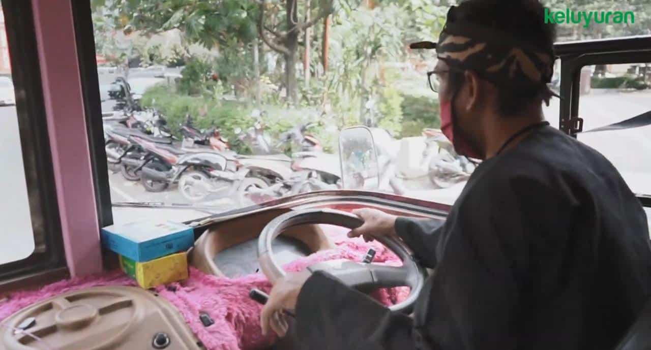 cara naik bandros 7, Tentang Bandros, Cara Naik Bandros , Rute Bandros Bandung Berdasarkan Shelter, Rute Bandros Berdasarkan Warna Bus, Informasi Harga Tiket, Kontak & Jam Operasional Bandros , Fasilitas Bandros