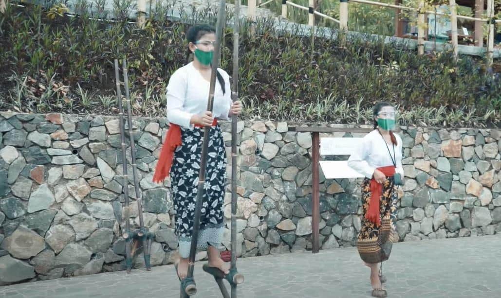 Area Lembur Urang, Area Taman Arimbi & Galeri Flora Indonesia, Area Purbasari, Fasilitas, Harga Tiket Masuk dan Jam Operasional, Alamat dan Akses Transportasi, Penginapan di Sekitar Dusun Bambu