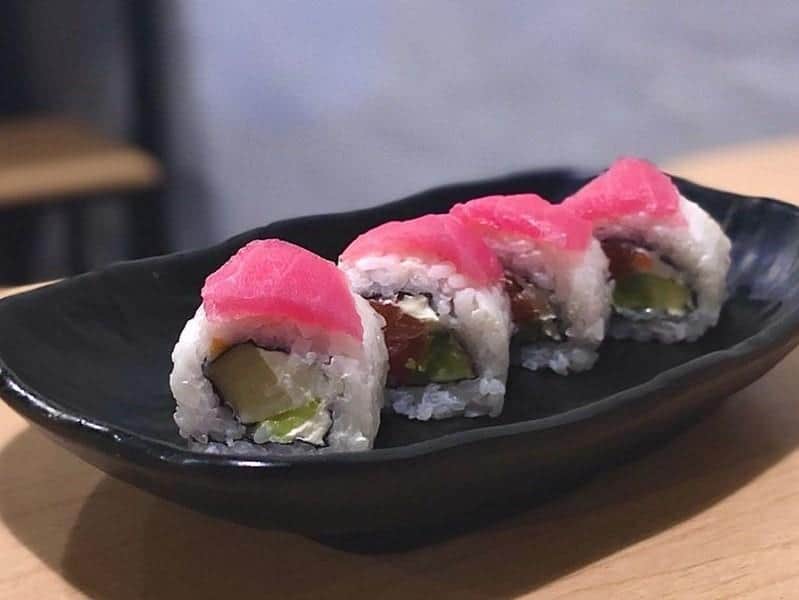 Red Riot Roll, 1. Crunchy Roll, 2. Paket OTW OK, 3. Salmon Spicy Roll, 4. Red Riot Roll, 5. Black Dragon Roll, 6. Salmon Mentai Roll, 7. Salmon Maki, 8. Tomyum Ramen, 9. Mozarice Mentai Chicken Katsu, 10. Mix Special Festival