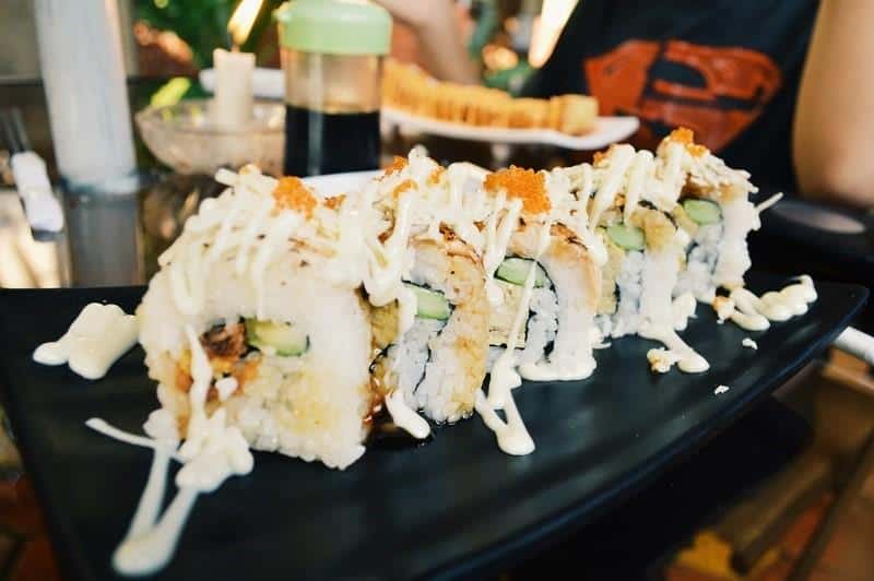 Salmon Cheezy Roll, 1. Salmon Cheezy Roll, 2. Unagi Crunchy Roll, 3. Spicy Monster Roll , 4. Shake Chigyo Roll, 5. Inari Cheese Fried, 6. Chirisosu Ramen
