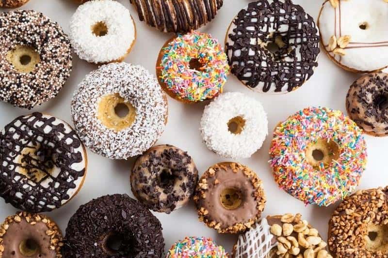 Varian Donut Klasik Terbaik dari Dunkin Donuts, Dunkin Donat dan Perjalanan Panjangnya, Varian Donut Klasik Terbaik dari Dunkin Donuts, Cara Beli Donut di Dunkin Donuts, 1. Cari Gerai Dunkin Donuts Terdekat, 2. Pilih Menu, 3. Bayar dan Tunggu Donat Disiapkan, 4. Makan dengan Rapi dan Bereskan