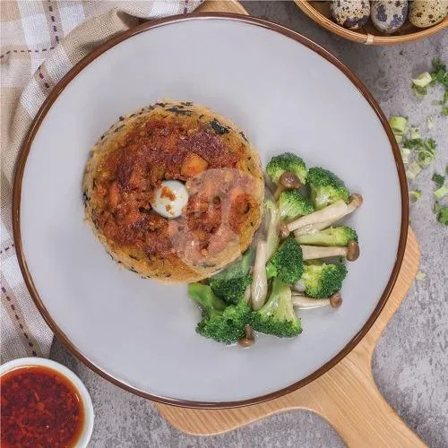 nasi tim ayam pedas_, 1. Mie Ayam, 2. Nasi Goreng Bebek, 3. Mie Goreng Udang Saus Spesial, 4. Sayap Ayam Goreng Bawang Putih, 5. Tahu Jamur Shimeji, 6. Sieaw Mai, 7. Ayam Goreng Asam Manis, 8. Gao Zi, 9. Fong Zau, 10. Mantou, 11. Nasi Tim Ayam Pedas, 12. Cakwe Ayam Udang Mentai