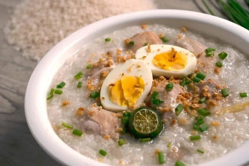 Arroz-Caldo_, 1. Bubur Ayam, Indonesia, 2. Upma, India Selatan, 3. Bubur Lambuk, Malaysia, 4. Congee, Tiongkok, 5. Aseeda, Yaman, 6. Chok, Thailand, 7. Juk, Korea, 8. Okayu, Jepang, 9. Cháo Long, Vietnam, 10. Arroz Caldo, Filipina, 11. Dhindo, Nepal, 12. Harees, Arab Saudi
