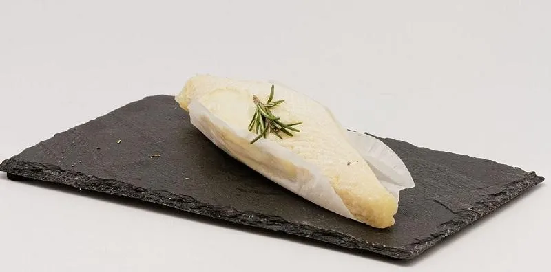 Rovethym, 1. Camembert, 2. Carré Corse, 4. Fourme d'Ambert, 5. Reblochon, 6. Mont d'Or, 7. Beaufort, 8. Rovethym, 9. Tomme de Savoie, 10. Pont-l'Eveque