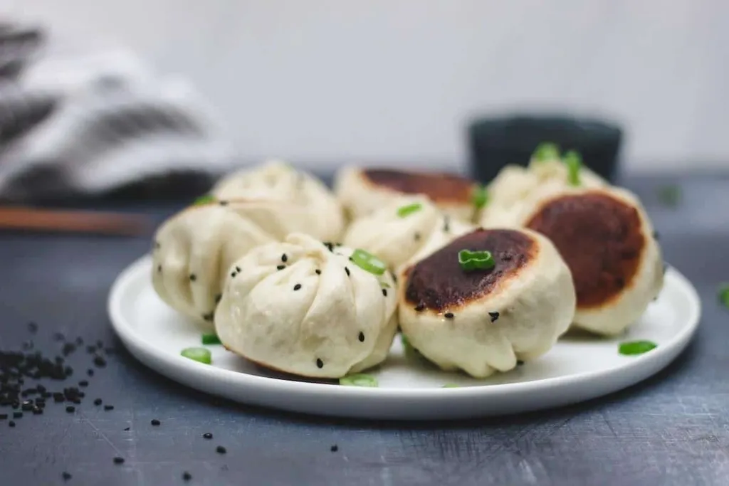 Sheng Jian, 1. Tangbao, 2. Sheng Jian, 3. Jiao Zi, 4. Goutie, 5. Wonton, 6. Siu Mai, 7. Cha Siu Bao, 8. Tangyuan, 9. Har Gow, 10. Bao Zi