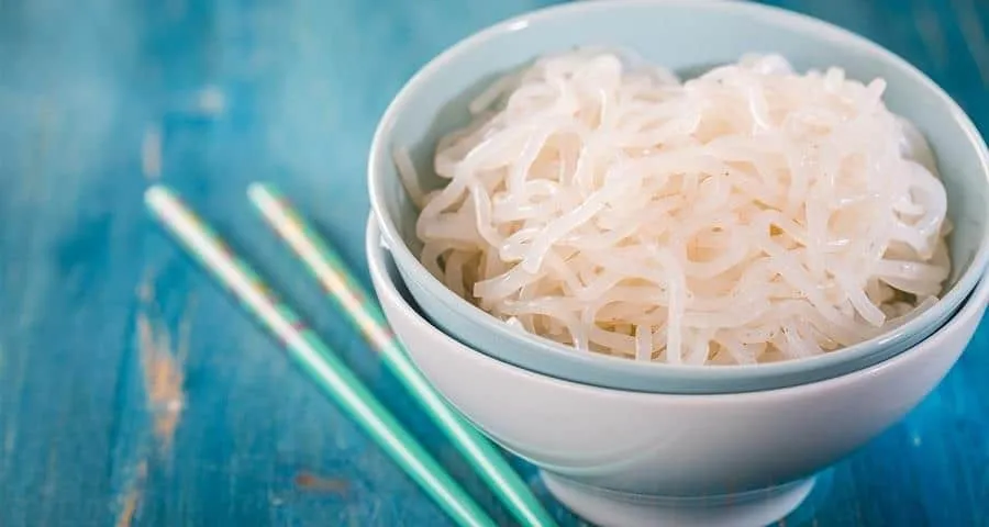 Shirataki_, 1. Kwetiau/Rice Stick Noodles, 3. Ramen, 4. Lo Mein dan Chow Mein, 5. La Mian atau Mie Tarik Cina, 6. Somen, 7. Soun/Cellophane Noodle, 8. Shirataki, 9. Mie Telur, 10. Bihun/Rice Vermicelli