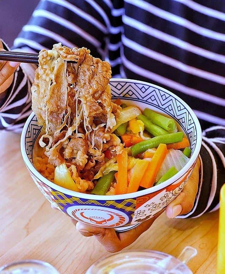 1. Black Pepper Beef Bowl (Sapi Lada Hitam) , 2. Teriyaki Chicken Bowl , 3. Yakiniku Beef Bowl, 4. Chicken Set, 5. Veggie Beef Bowl, 6. Ebi Shrimp Bowl, 7. Beef Bowl Egg Mayo, 8. Crispy Spinach Beef Bowl, 9. Red Hot Chili Beef Bowl, 10. Paket Kids Meal