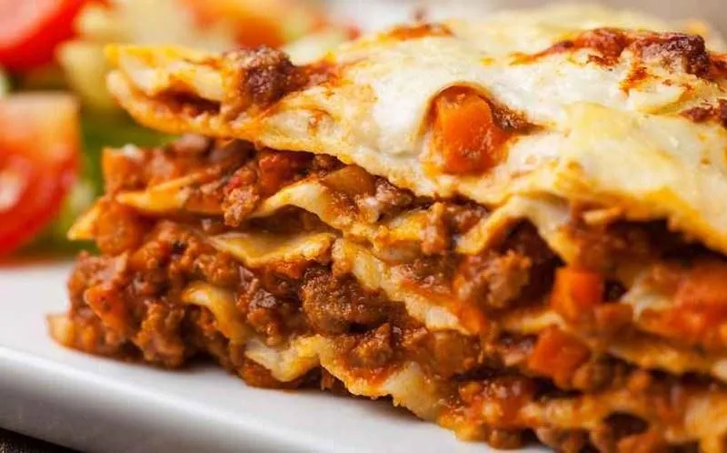 Vincisgrassi, 1. Pasta alla Norma, 2. Amatriciana, 3. Ziti alla Genovese, 4. Orecchiette con le Cime di Rapa, 5. Cacio e pepe, 6. Rigatoni con la pajata, 7. Tagliatelle alla Boscaiola, 8. Pasta e ceci, 9. Vincisgrassi, 10. Ravioli alla Genovese