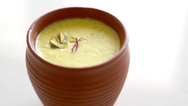 Masala Milk_, 1. Chaas, 2. Thandai, 3. Masala Milk, 4. Falooda, 5. Lassi, 6. Jigarthanda, 7. Haldi Doodh, 8. Badam Doodh, 9. Sweet Lassi, 10. Bhang Lassi