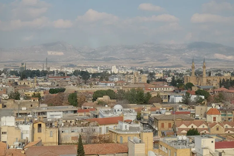 Nikosia, Siprus (2500 SM), 1. Plovdiv, Bulgaria (sekitar 6000 – 5000 SM), 2. Bratislava, Slovakia (5000 SM), 3. Athena, Yunani (5000 SM), 4. Argos, Yunani (5000 SM), 5. Varna, Bulgaria (4600 SM), 6. Chania, Yunani (4000 SM), 7. Thebes, Yunani (3000 SM), 8. Nikosia, Siprus (2500 SM), 9. Mantua, Italia (2000 SM), 10. Lisboa, Portugal (1200 SM)