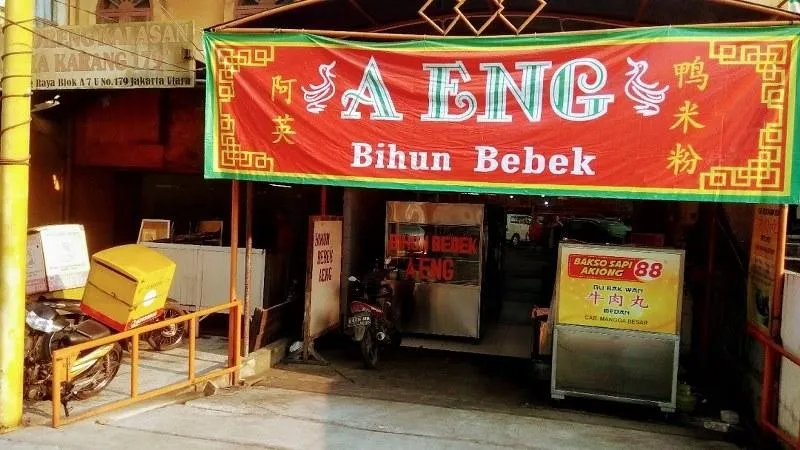 Bihun Bebek A Eng, 1. Jetski Café, 2. Bihun Bebek A Eng, 3. Ropang Plus Plus, 4. IndoDiner, 5. Es Campur Jelly Acen, 6. Warung Wakaka, 7. Samcan Goreng Epenk , 8. Bebek Goreng H. Slamet, 9. Soerabi Enhaii, 10. Soto Betawi Ny. Afung