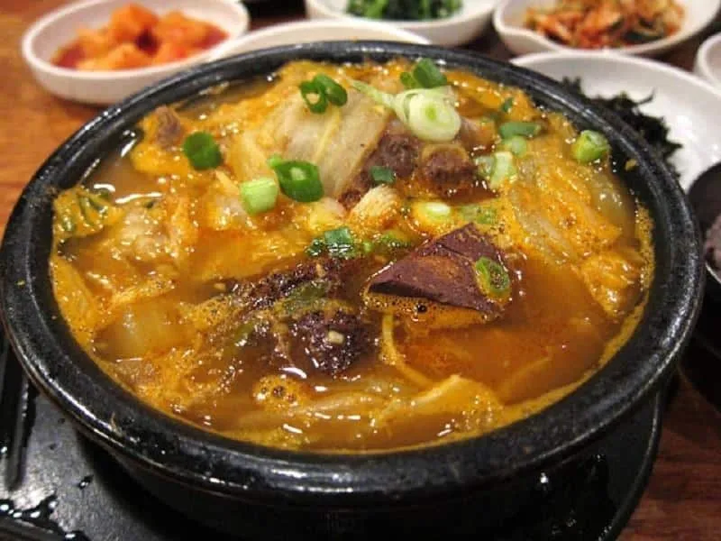 Haejangguk_, 1. Tteokguk, 2. Manduguk, 3. Galbitang, 4. Dwaeji Gukbap, 5. Seolleongtang, 6. Haejangguk, 7. Maeuntang, 8. Samgyetang, 9. Haemultang, 10. Kongnamul Guk
