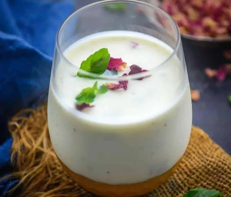 Lassi_, 1. Chaas, 2. Thandai, 3. Masala Milk, 4. Falooda, 5. Lassi, 6. Jigarthanda, 7. Haldi Doodh, 8. Badam Doodh, 9. Sweet Lassi, 10. Bhang Lassi