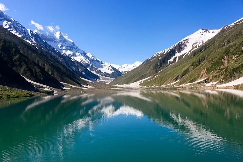 Lembah Kaghan, 1. Lembah Thorsmörk, Islandia, 2. Lembah Jiuzhaigou, Tiongkok, 3. Lembah Kaghan, 4. Lembah Barun, 5. Lembah Danum, 6. Lembah Ten Peaks, Kanada, 7. Lembah Yosemite, Amerika Serikat, 8. Lembah Lauterbrunnen, Swiss, 9. Lembah Bunga, India, 10. Lembah Harau, Indonesia