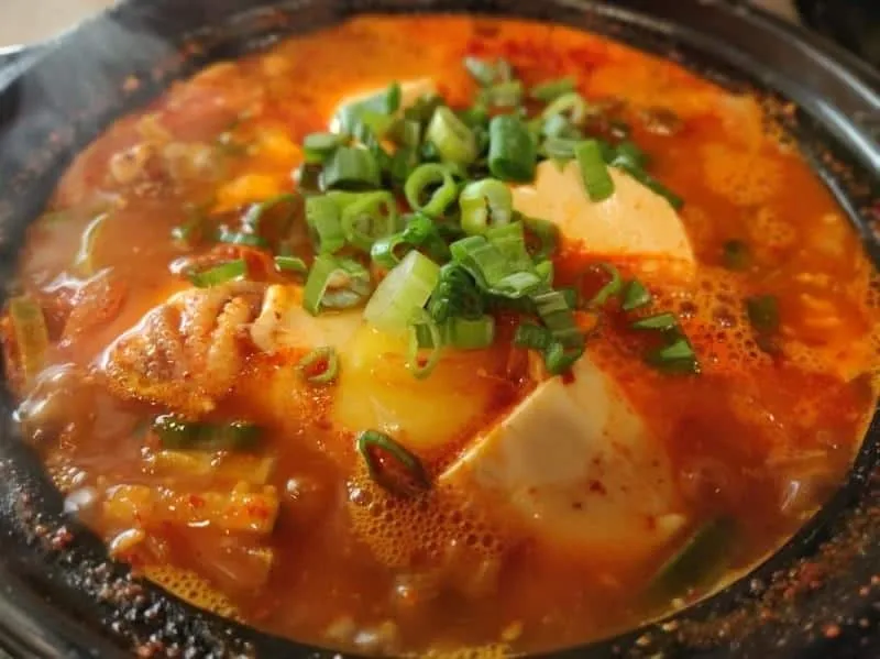 Sundubu Jjigae_, 2. Jjigae, 4. Jeongol, 1. Budae Jjigae, 2. Kimchi Jjigae, 3. Sundubu Jjigae, 4. Doenjang Jjigae, 5. Kongbiji Jjigae, 6. Cheonggukjang Jjiggae, 7. Ahl jjigae