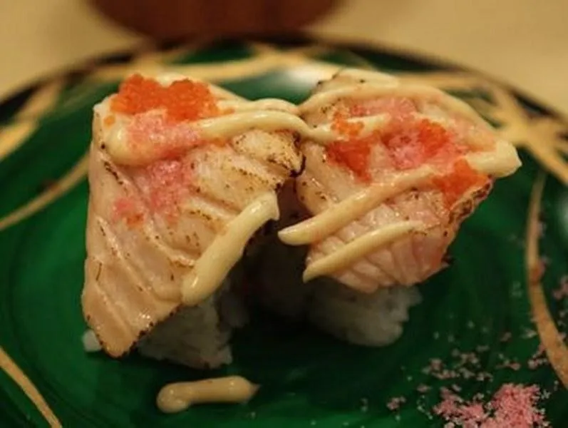 Tama Una Roll, 1. Special Roll Set, 2. Salmon Sashimi, 3. Seafood Mayo Sushi, 4. Unagi Sushi, 5. Takoyaki, 7. Tama Una Roll, 8. Spicy Chicken Set, 9. Toridango Udon, 10. Happy Salmon Nigiri