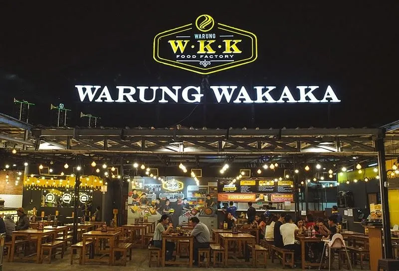 Warung Wakaka, 1. Jetski Café, 2. Bihun Bebek A Eng, 3. Ropang Plus Plus, 4. IndoDiner, 5. Es Campur Jelly Acen, 6. Warung Wakaka, 7. Samcan Goreng Epenk , 8. Bebek Goreng H. Slamet, 9. Soerabi Enhaii, 10. Soto Betawi Ny. Afung