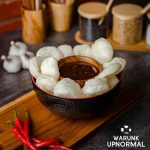 1. Indomie Upnormal, 2. Nasi Beef Sambal Domba Membara, 3. Nasi Cibi, 4. Aneka Roti Bakar, 5. Nasi Chili Chicken, 6. Pisang Bakar, 7. Nasi Goreng Rempah Triad, 8. Aneka Minuman Latte, 9. Si Eko, 10. Pandan Series, 11. Cireng Saus Spesial Upnormal, 1. Nasi Sapi Rica, 2. Indomie Carbonara with Chicken Skin, 3. Paket Indomie Bakso Besar, 4. Es Kopi Senang Hati