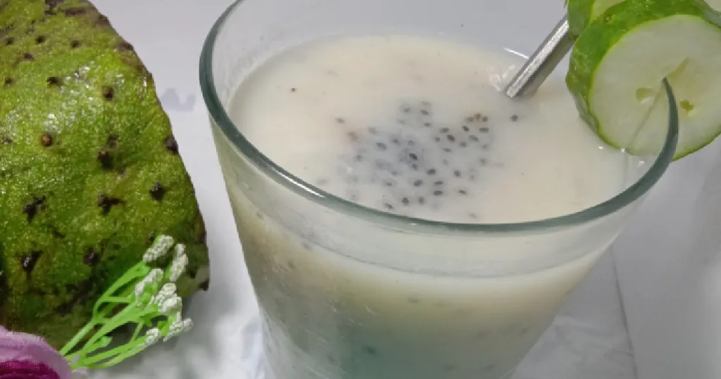 Es Sirsak Kayu Manis, 1. Cao Menek, 2. Kopi Kemiren , 3. Kopi Lanang , 4. Kopai Osing, 5. Kopi Luwak Liar, 6. Wedang Angsle, 7. Setup Banyuwangi, 8. Secang, 9. Es Sirsak Kayu Manis , 10. Es Serbat Krai