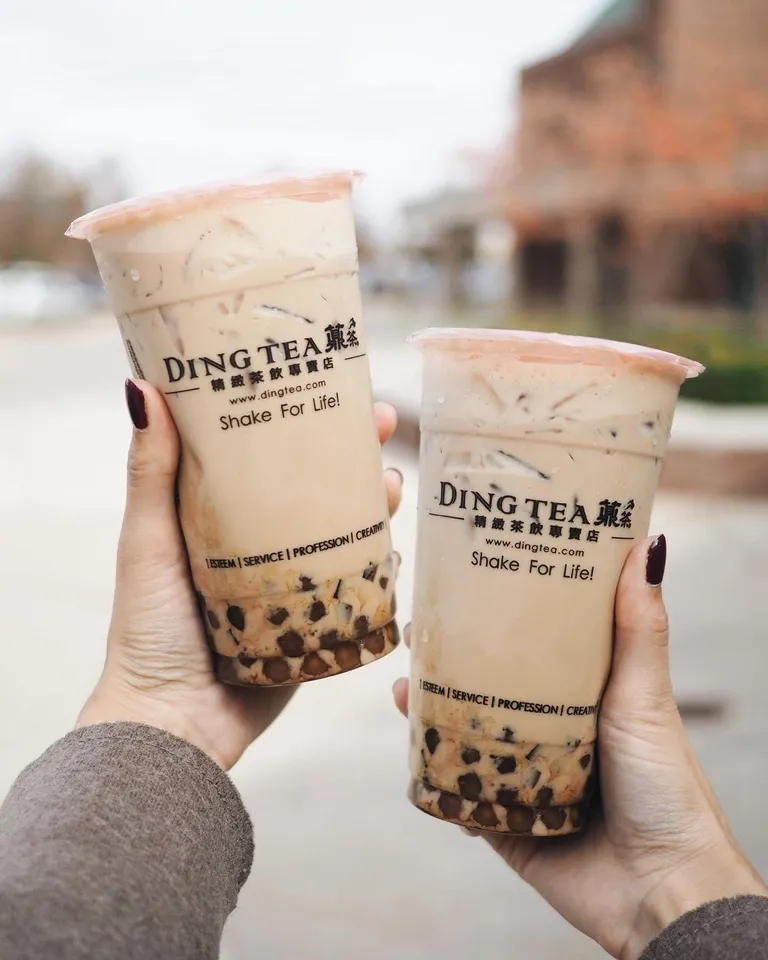 Hokkaido Milk Tea, 1. Taro Milk Tea, 2. Hokkaido Milk Tea, 3. Winter Melon Milk Tea, 4. Strawberry Green Tea, 5. Passion Fruit Green Tea, 6. Jasmine Green Milk Tea, 7. Matcha Milk Tea, 8. Lychee Yakult, 9. Taro Jasmin Green Latte , 10. Jasmine Green Tea