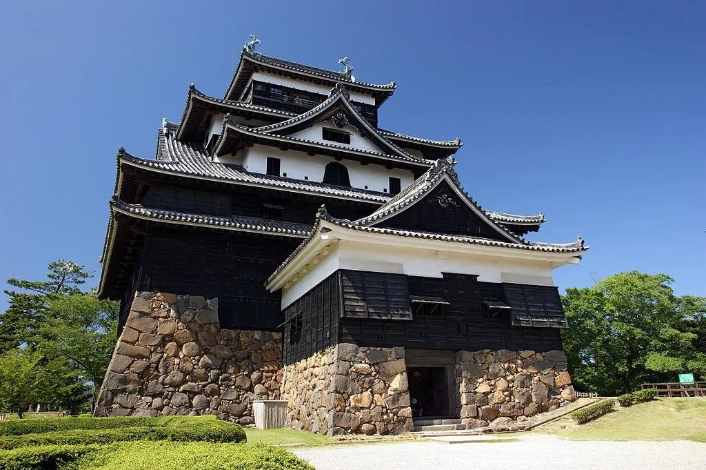 Kastil Matsue, 1. Kastil Himeji, 2. Kastil Matsumoto, 3. Kastil Marugame, 4. Kastil Nagoya, 5. Kastil Osaka, 6. Kastil Inuyama, 7. Kastil Hirosaki, 8. Kastil Kochi, 9. Kastil Matsue, 10. Kastil Hikone