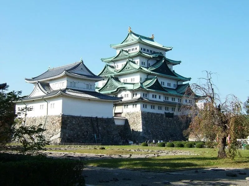Kastil Nagoya, 1. Kastil Himeji, 2. Kastil Matsumoto, 3. Kastil Marugame, 4. Kastil Nagoya, 5. Kastil Osaka, 6. Kastil Inuyama, 7. Kastil Hirosaki, 8. Kastil Kochi, 9. Kastil Matsue, 10. Kastil Hikone