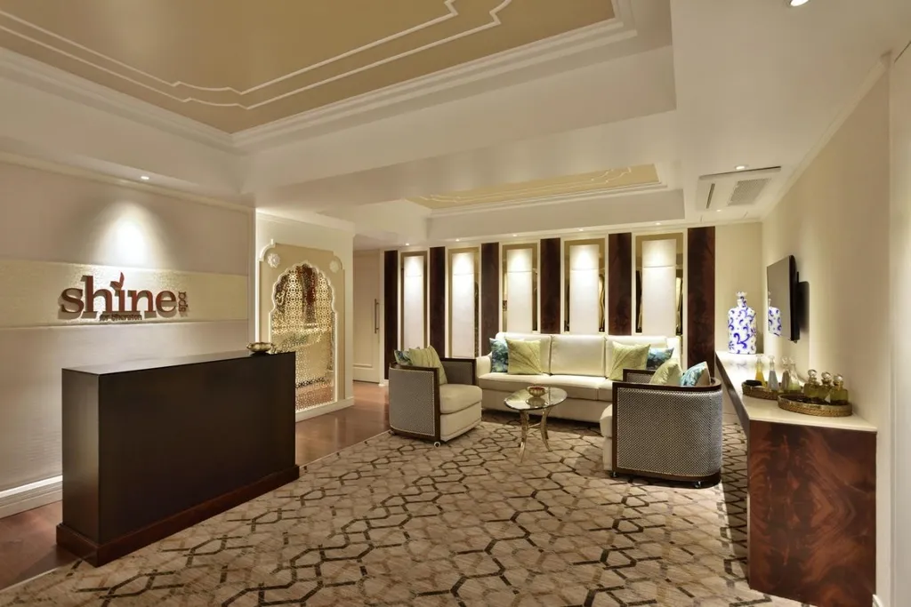 Shine Spa Sheraton, 1. The Spa Trans Luxury, 2. Eternity Spa by Alaya, 3. Golden Tulip Spa Fave Hotel Premiere Cihampelas, 4. Sangria Resort and Spa, 5. Orchidea Spa, Holiday Inn Pasteur, 6. Courtyard Dago Bandung by Marriot, 7. Edelweiss Spa The Papandayan, 8. Belita K-beauty Fave, 9. Jiwa Spa Hilton, 10. Shine Spa Sheraton