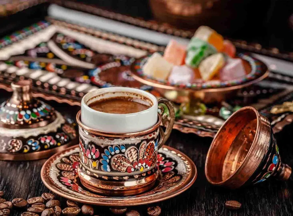 Turk Kahvesi (Kopi Turki), 1. Ayran, 4. Salgam, 5. Salep, 6. Turk Kahvesi (Kopi Turki) , 7. Sherbet, 9. Turkish Tea, 10. Tursu