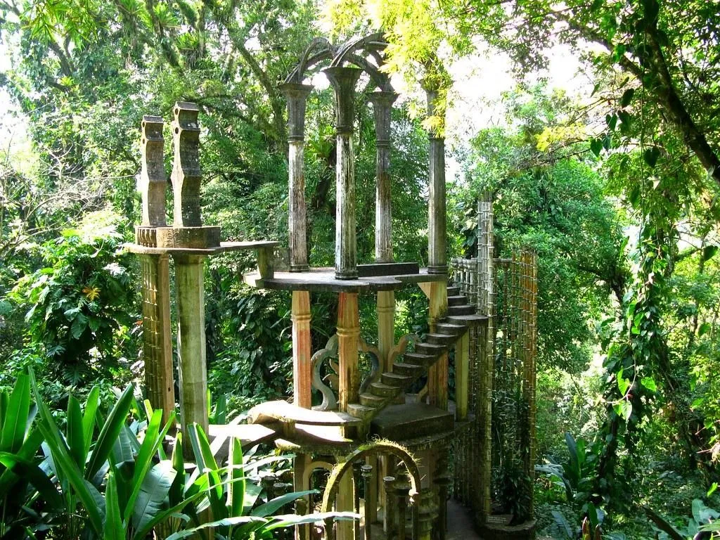 Taman Surealis Edward James “ Las Pozas” (Xilitla), 1. Taman Surealis Edward James “ Las Pozas” (Xilitla), 2. Las Grutas Tolantongo (Hidalgo), 3. Islas Marietas (Puerto Valarta), 4. Huasteca Potosi (San Luis Potosi), 5. Hierve El Agua (Oaxaca), 6. Laguna Bacalar (Quintana Roo), 7. Pulau Holbox (Quintana Roo), 8. Cagar Biosfer Siera Gorda (Queretaro) , 9. Cenote Taak Bi ha (Quintana Roo), 10. Museum Bawah Laut MUSA (Cancun)