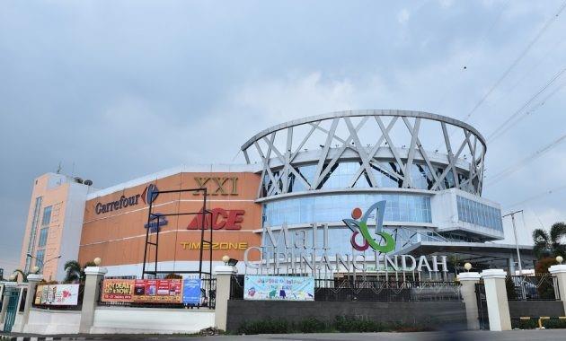 Mall Cipinang Indah, 1. Mall Lippo Plaza Kramat Jati, 2. Mall Tamini Square, 3. Mall Bassura City, 4. Mall Cipinang Indah, 5. Mall Cibubur Junction, 6. Mall Cijantung, 7. AEON Mall Jakarta Garden City, 8. Mall Cibubur Square, 9. Mall Pusat Grosir Cililitan