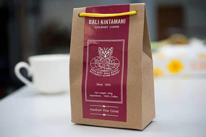 Kopi Kintamani, 1. Baju Barong, 2. Kain Bali, 3. Pie Susu, 4. Produk Spa, 5. Kopi Kintamani, 6. Salak Bali, 8. Kerajinan Perak Celuk, 9. Kacang Bali