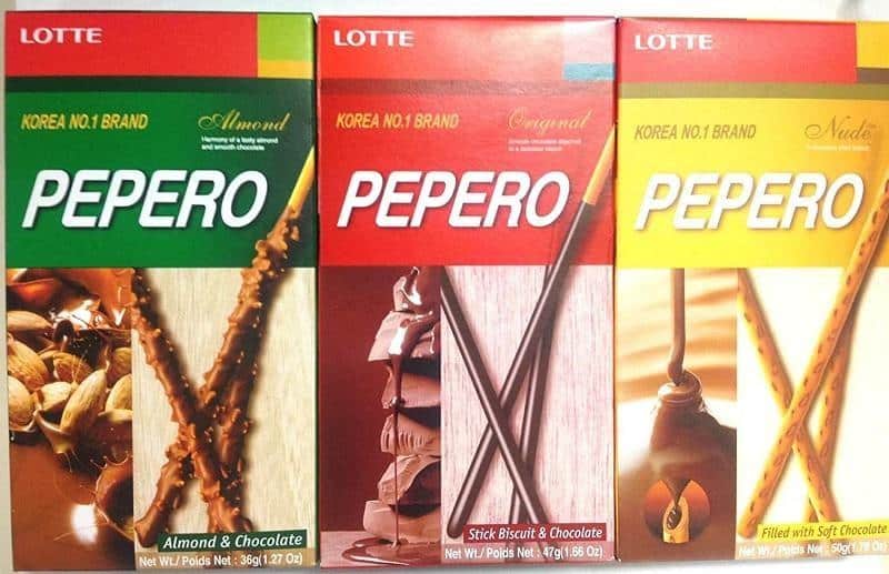 Pepero, 1. Doldori Seaweed Snack, 2. Samgak Kimbap, 3. Binggrae Banana Milk , 4. CJW Olive Oil Laver, 5. Milkis, 6. 아! 그칩 (Ah! Geu Chip), 7. Pepero, 8. Buah dan Sayuran Kering, 9. Dr. You Cereal Bar, 10. Crown Corn Chips, 11. Jolly Pong, 12. Chilsung Cider