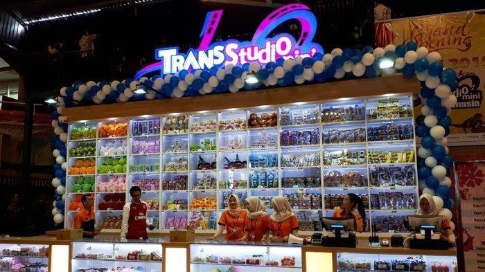 Transmart Carrefour, 1. Duta Mall Banjarmasin, 2. Mitra Plaza, 3. Sentra Antasari Ramayana, 4. Transmart Carrefour