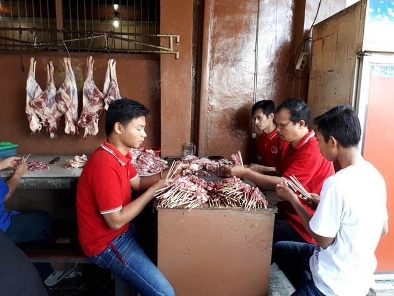 Warung Sate Pak Gino, 1. Sate Hadori, 2. Sate Maranggi 77, 3. Warung Sate Pak Gino, 4. Sate Maranggi Guru Mughni, 5. Kedai Rakha, 6. Sate Maranggi Cianjur Pak Ade, 7. Sate Maranggi Mang Ujang, 8. Sate Maranggi Ko Angga