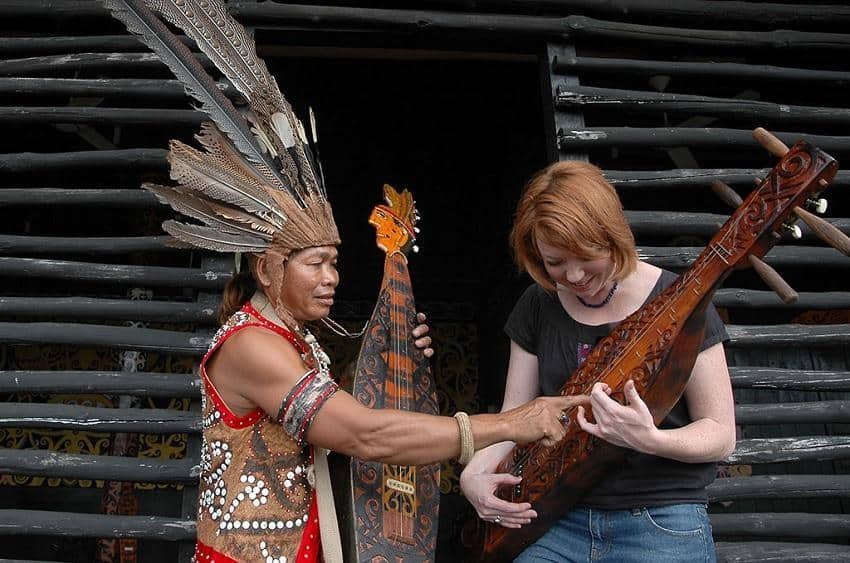 Alat Musik Sampek, 1. Alat Musik Sampek, 2. Alat Musik Kadire/ Keledik, 3. Alat Musik  Jatung Utang, 4.  Alat Musik Lutung, 5. Alat Musik Jatung Adau , 6. Alat Musik Suliikng, 7. Alat Musik Ketipung, 8. Alat Musik Uding Uring, 9. Alat Musik Genikng, 10. Alat Musik Gambus