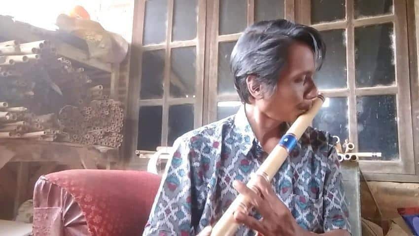 Alat Musik Suliikng, 1. Alat Musik Sampek, 2. Alat Musik Kadire/ Keledik, 3. Alat Musik  Jatung Utang, 4.  Alat Musik Lutung, 5. Alat Musik Jatung Adau , 6. Alat Musik Suliikng, 7. Alat Musik Ketipung, 8. Alat Musik Uding Uring, 9. Alat Musik Genikng, 10. Alat Musik Gambus