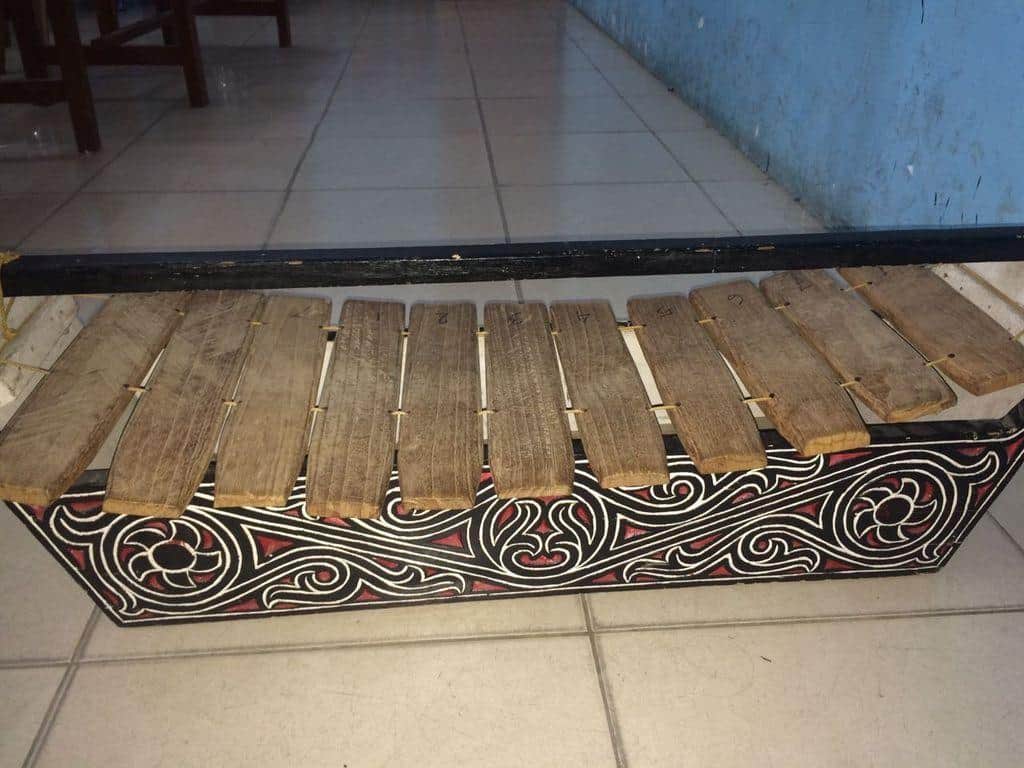 Garantung, 1. Aramba, 2. Gendang Sisibah , 3. Kulcapi Karo , 4. Gordang, 5. Garantung, 6. Taganing, 7. Gendang Singanaki, 8. Sitalasayak, 9. Balobat , 10. Sarune Bolon